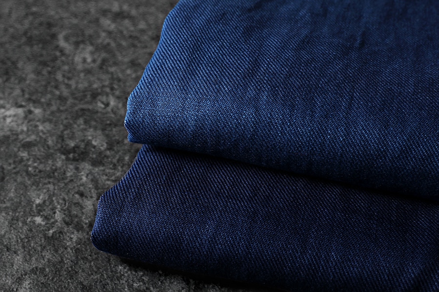 【生地サンプル】児島染 洗いをかけた ベルギーリネンツイル インディゴダイド 40番手【綾織 麻 生地 無地 藍染】