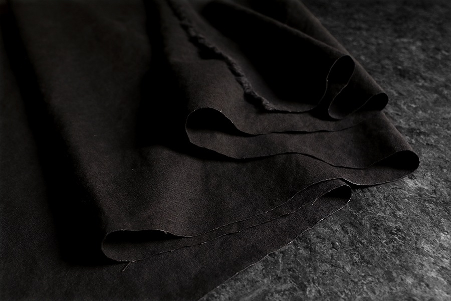 【在庫限り】ワイド幅 洗いをかけた 高密度 綿麻ヘビーウェザー 直接染め 【コットン リネン 綿麻 生地 無地】