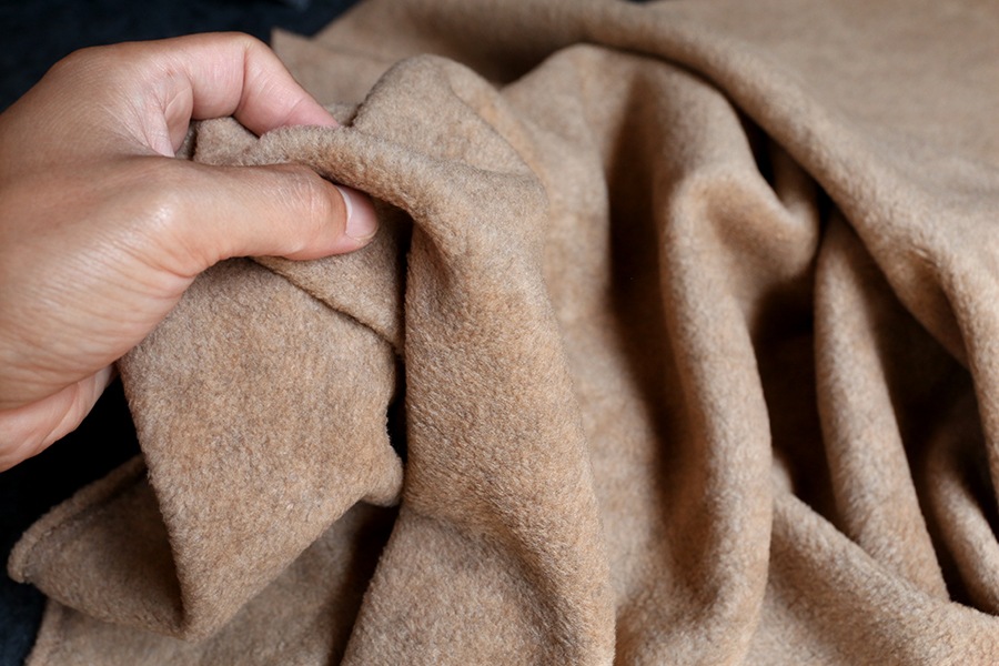 【生地サンプル】ワイド幅 レーヨン メルトンフリース 【ニット 生地 無地 秋冬 暖かい】