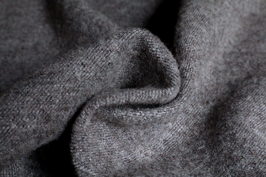 CHECKandSTRIP 生地　新品　2メートル 生地サンプル】洗いをかけた 綾織 シェットランドウールリネン【麻 毛