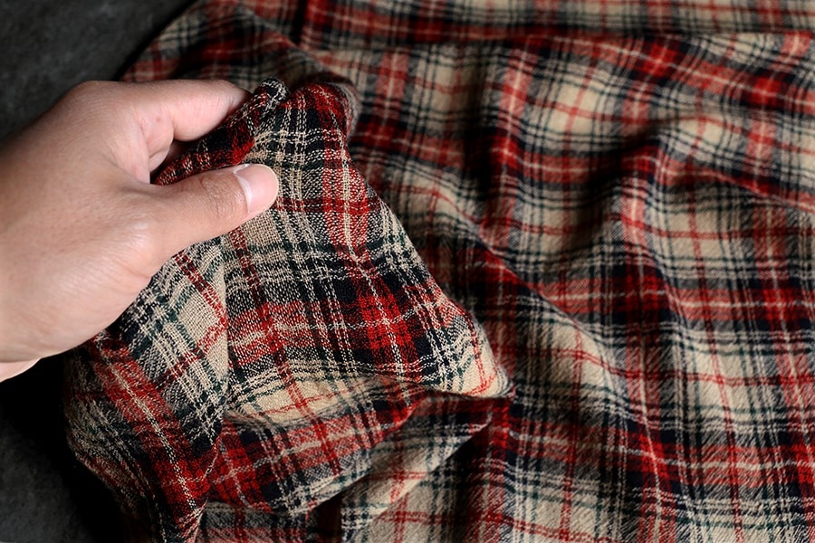 【生地サンプル】洗いをかけた ウールガーゼ タータンチェック 2/48番手 【毛 生地 ストール】