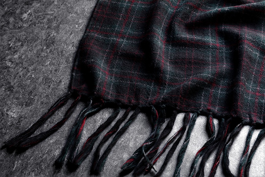洗いをかけた ウールガーゼ タータンチェック 2/48番手 【毛 生地 ストール】