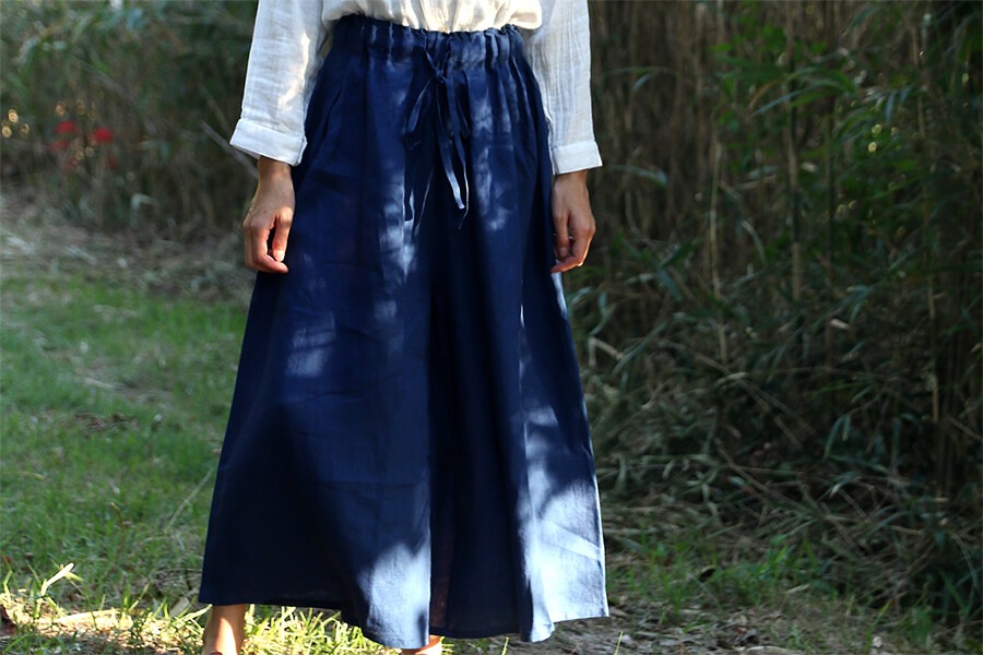 洗いをかけた ベルギーリネン インディゴダイド 60番手 児島染 【麻 生地 無地 藍染】