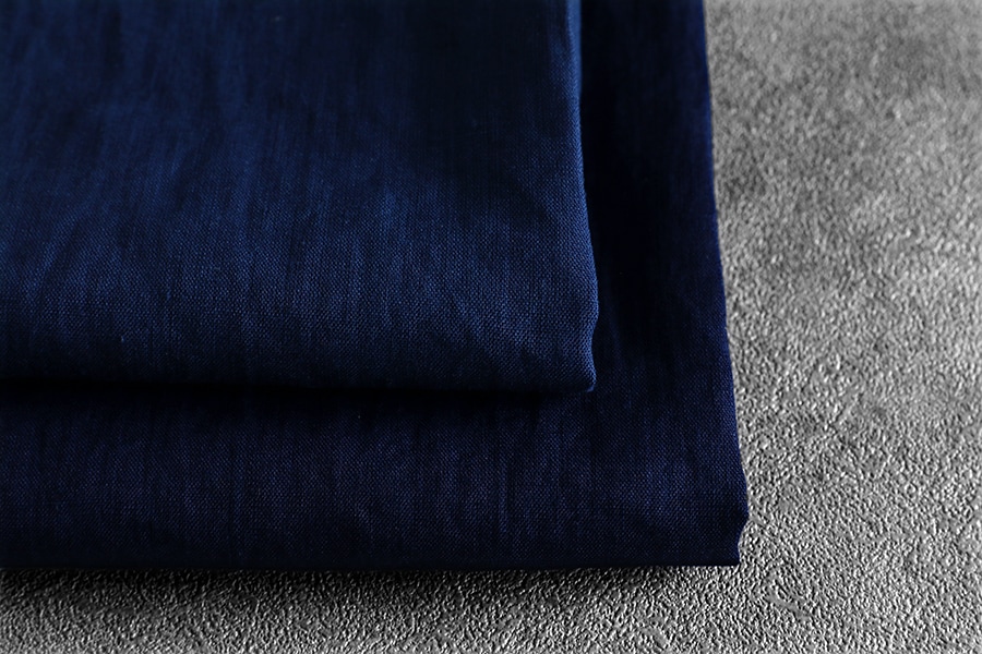 洗いをかけた ベルギーリネン インディゴダイド 60番手 児島染 【麻 生地 無地 藍染】