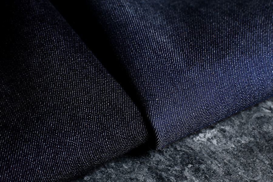 【反物販売】岡山の児島 11オンス ムラ糸ストレッチデニム【コットン(綿) 生地 無地】