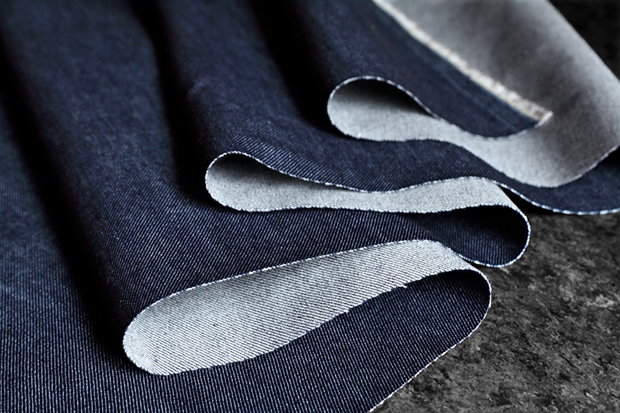 【反物販売】岡山の児島 11オンス ムラ糸ストレッチデニム【コットン(綿) 生地 無地】