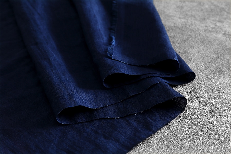 【反物販売】洗いをかけた ベルギーリネン インディゴダイド 60番手 児島染 【麻 生地 無地 藍染】