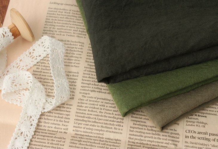 【生地サンプル】洗いをかけた 40/1番手 ベルギーリネン 天日乾燥 【麻 生地 無地】