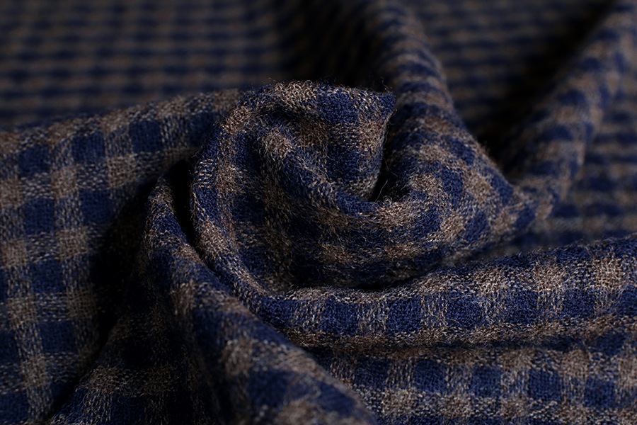 洗いをかけた ウールガーゼ ギンガムチェック 2/48番手 【毛 生地 ストール】