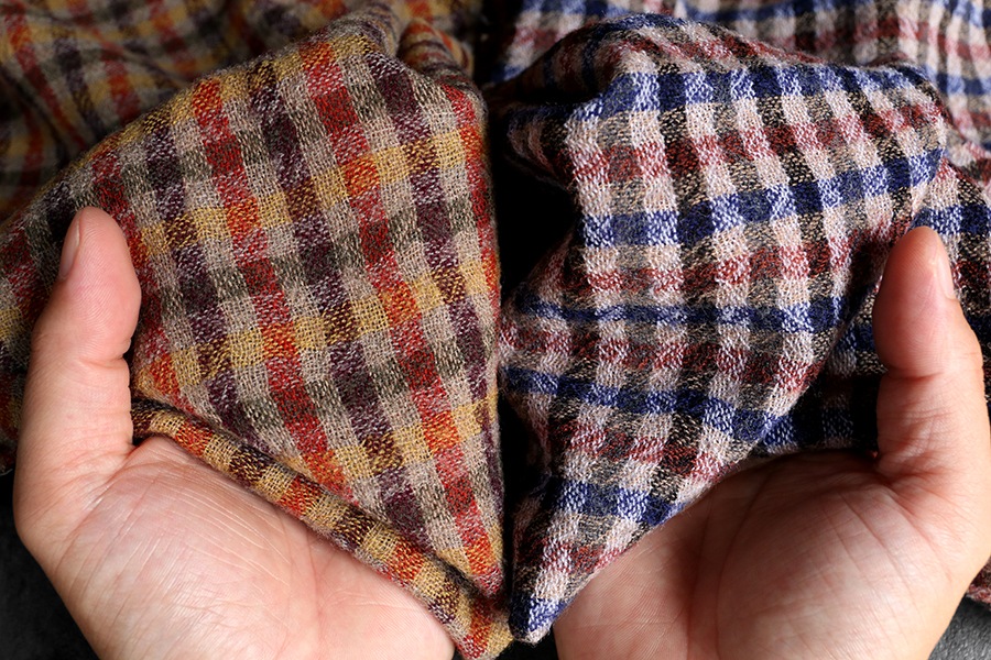 洗いをかけた ウールガーゼ ギンガムチェック 2/48番手 【毛 生地 ストール】