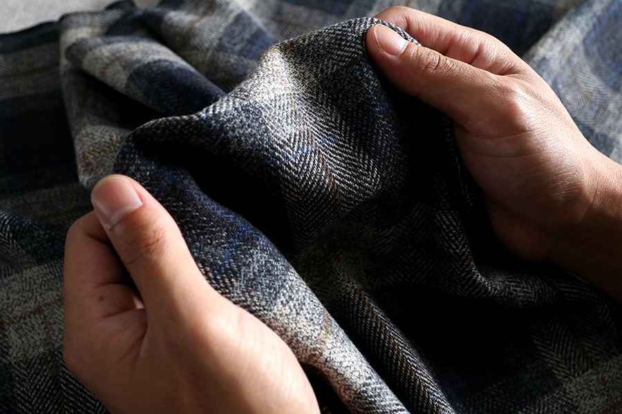 【反物販売】先染め コットンツイードチェック スコティッシュ 【綿 生地 タータン】