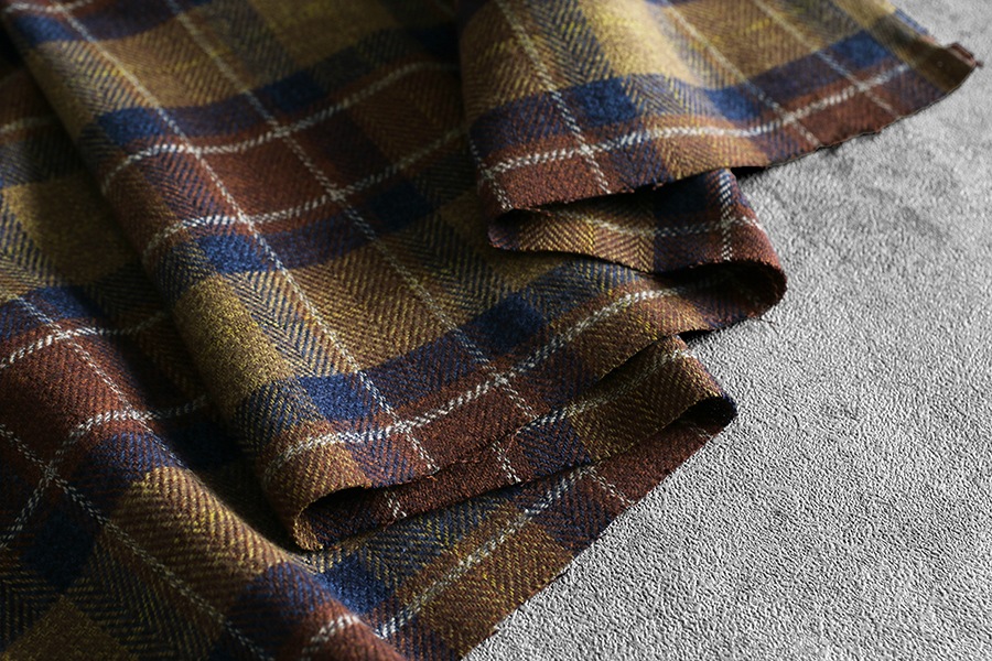 【反物販売】先染め コットンツイードチェック スコティッシュ 【綿 生地 タータン】