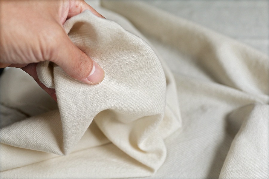 【反物販売】ワイド幅 コットンウールツイル ウォッシャブル 【毛 生地 ストール】