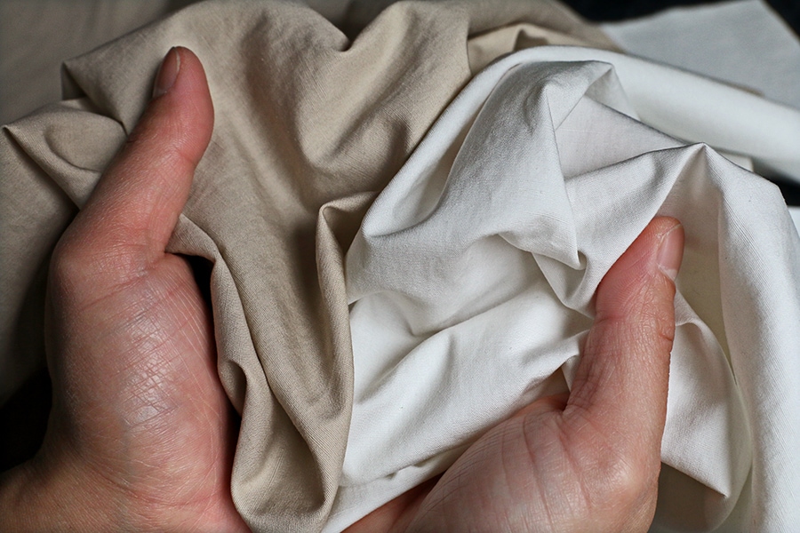 【生地サンプル】ワイド幅 洗いをかけた 綿麻ウェザー bw加工 【コットン リネン 生地 無地 高密度】