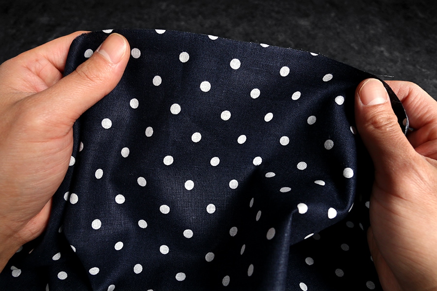 綿麻ライトキャンバス水玉 【コットン リネン 生地 水玉 ドット】