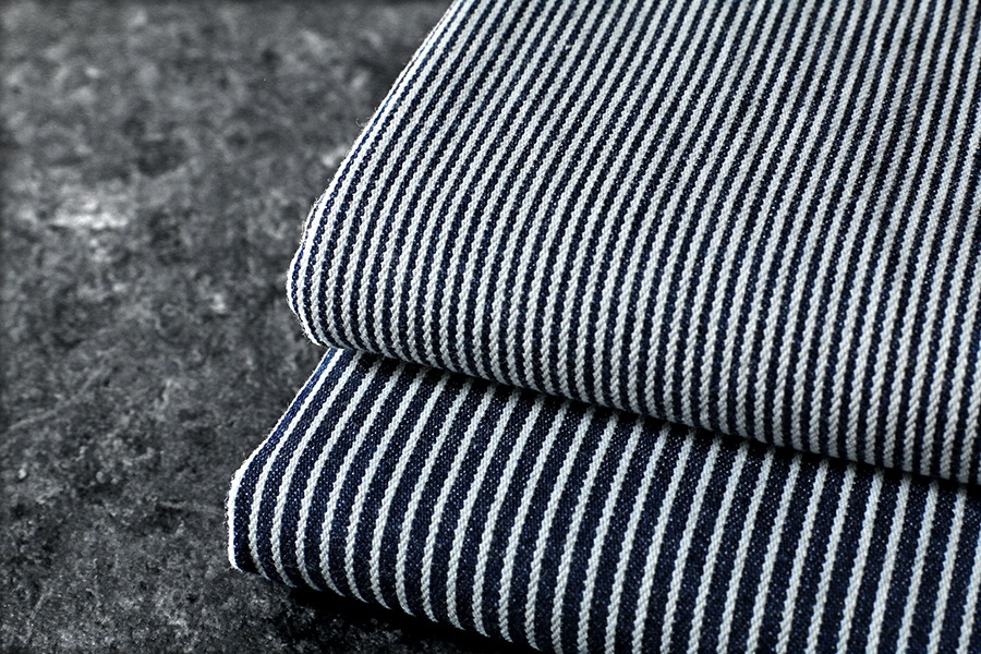 児島 洗いをかけた 10オンス ヒッコリーデニム バイオウォッシュ加工 【コットン(綿) 生地 ストライプ】