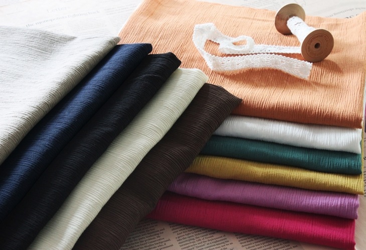 強撚糸 40/1番手 綿ドライ ナチュラルクレープ 【コットン 生地 無地 楊柳】