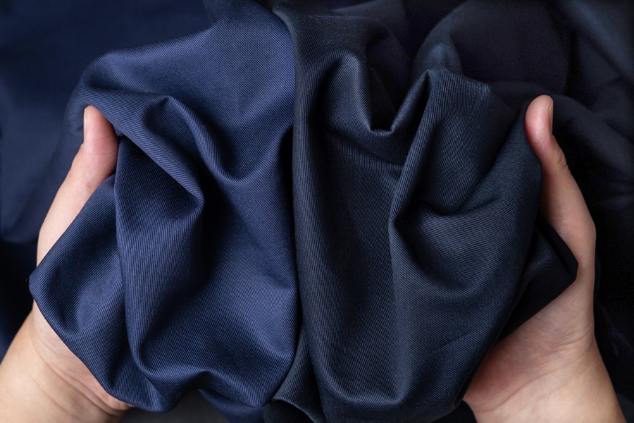 ワイド幅 美しいカツラギ 異番手 【コットン(綿) 生地 無地】