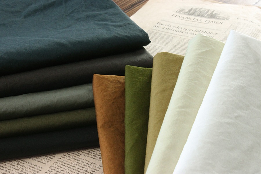 洗いをかけた 綿コーマバーバリー ハードフィニッシュ加工 【コットン 生地 無地】