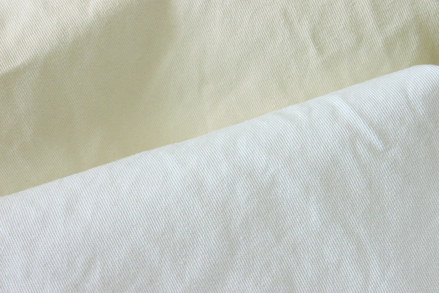 洗いをかけた 綿コーマバーバリー ハードフィニッシュ加工 【コットン 生地 無地】