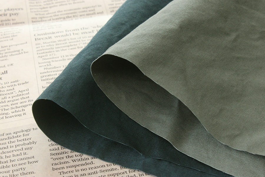 洗いをかけた 綿コーマバーバリー ハードフィニッシュ加工 【コットン 生地 無地】