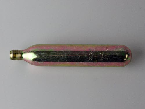 炭酸ガスボンベ ガス容量33ｇ 釣り アクアビーチ