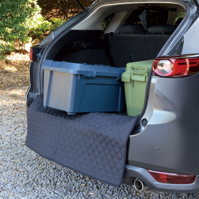 キルトマット BK リアバンパー 保護 カバー 傷防止 キルト生地 クッション 内装 ラゲッジルーム 保護 滑り止め加工 ブラック 釣り 90×110cm 荷下ろし 積み荷 車載 RV76 VISOA ビソア 槌屋ヤック 取り寄せ商品