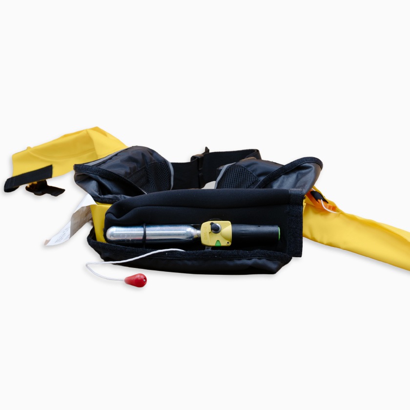 餌木猿 釣り人共創型限定 ライフジャケット 桜マーク付 自動膨張