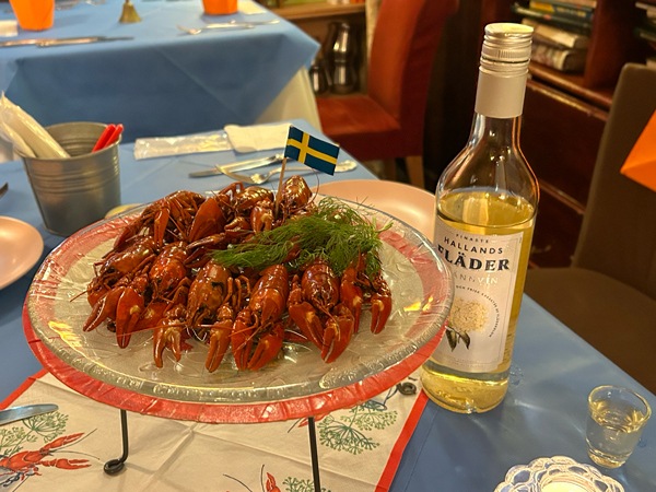 ハランズフレーデル アクアビット スウェーデン産 alc38% 700ml【送料