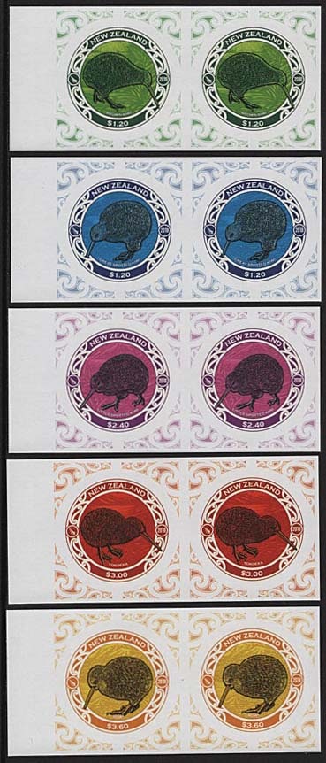 旧）キウイ図案の円形切手「無目打・ペア」（ニュージーランド,2019年）