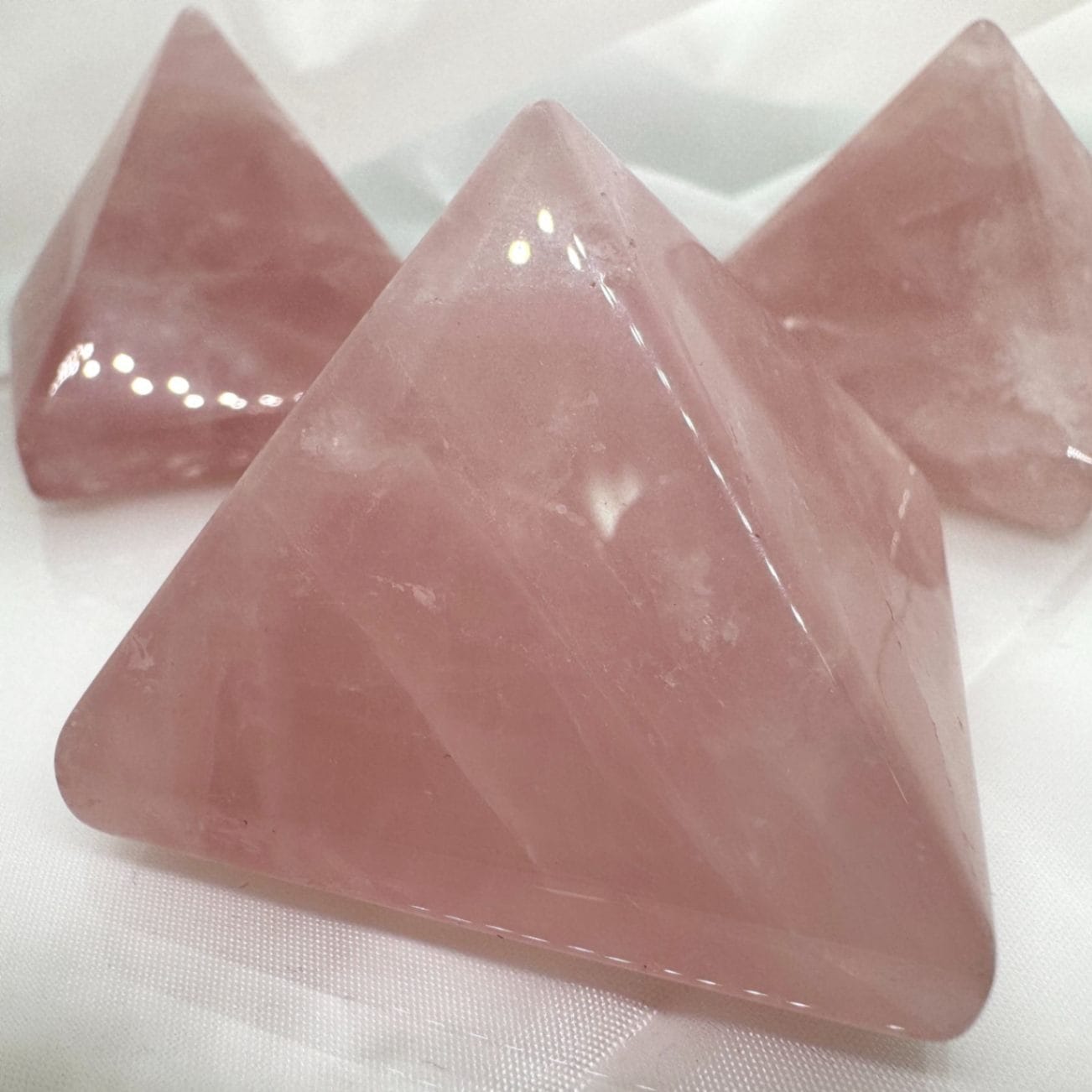 ローズクォーツ スフィア ローズクォーツ・スフィア | BIZEN Crystals