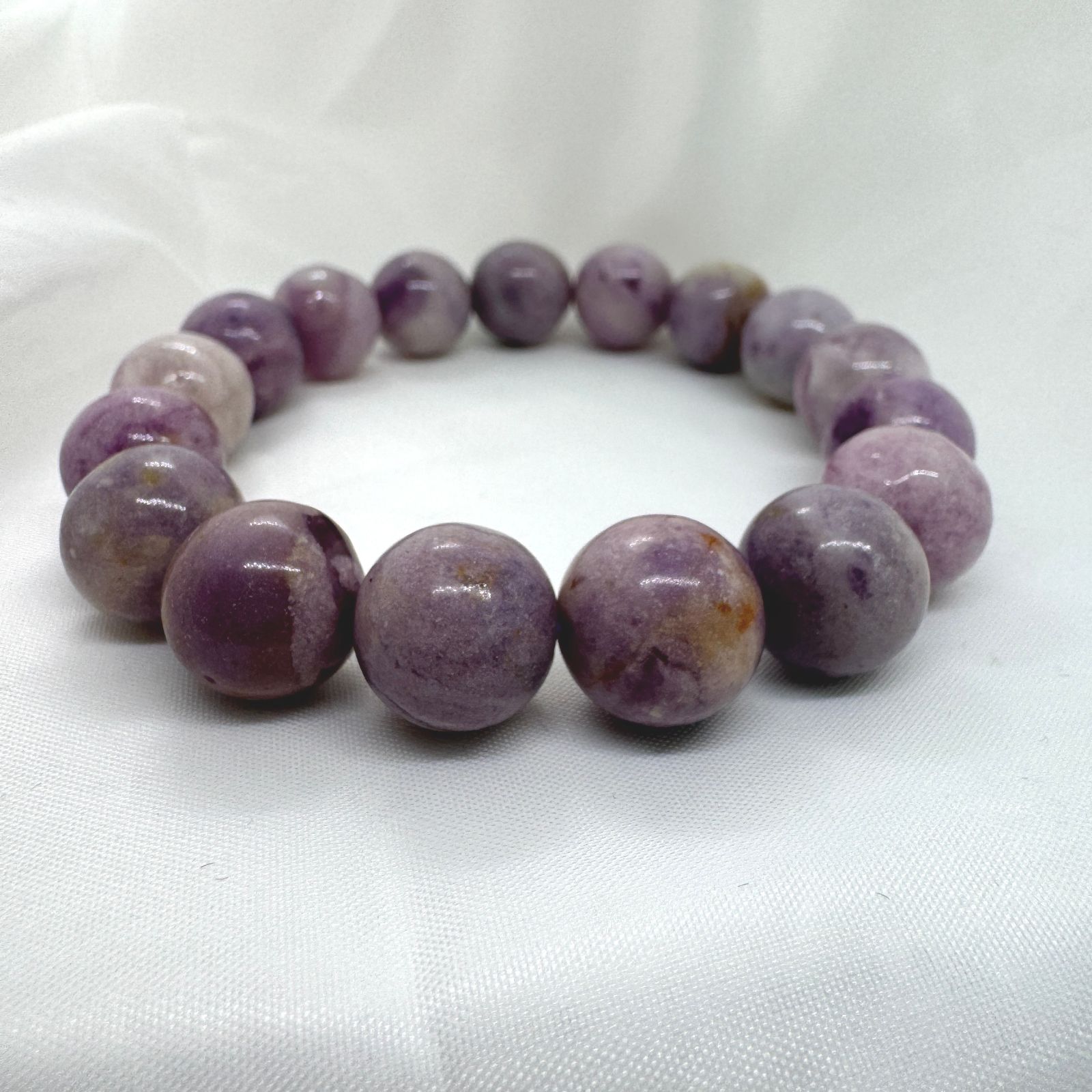 ★フェザーinパープルフローライト 12.3ミリ珠 ブレスレット③(SA+) ☆フェザーinパープルフローライト 12.3ミリ珠 ブレスレット③(SA+)