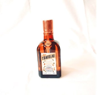 レミー　コアントロー ハーフ　350ml