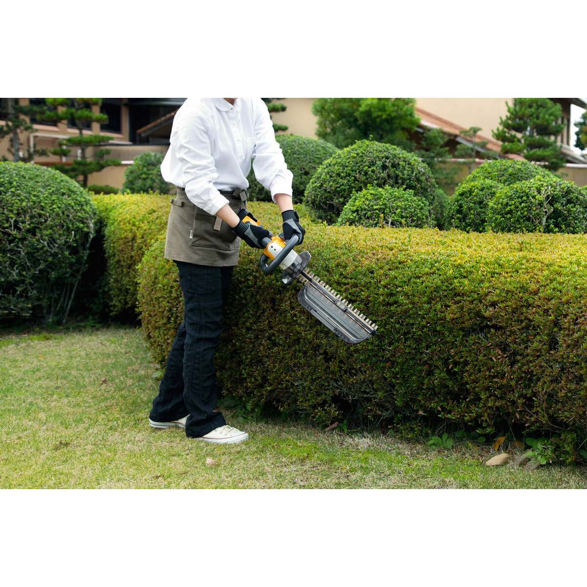 リョービ ヘッジトリマ HT-2110 ryobi 芝刈り機 芝刈機 電動 バリカン