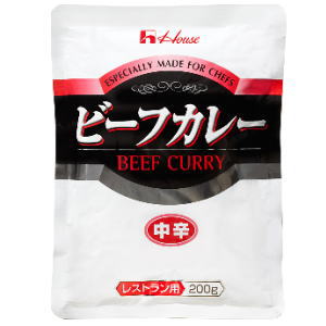 【送料無料】ハウス ビーフカレー 中辛 200g×30個［ケース販売］