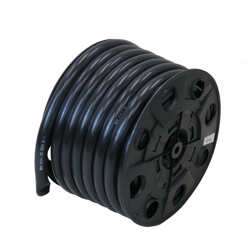 送料無料】カクイチ 散水用ホース 内径25mm×外径31mm 25M PRO ブラック