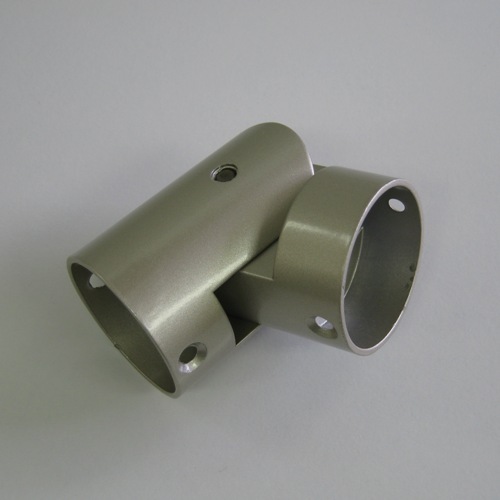 オムソリ 丸棒（自在）コーナー金具35 シルバー 手すりパーツ