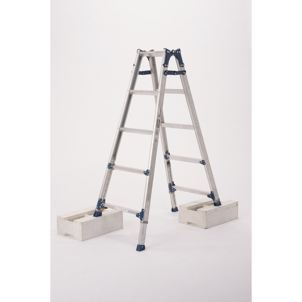 送料無料】アルインコ 幅広はしご兼用脚立 120cm MR120W