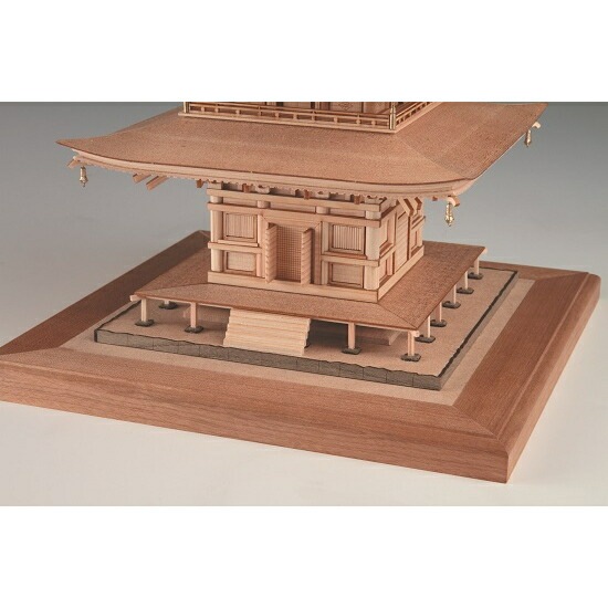 送料無料】ウッディジョー 木製建築模型 1/75瑠璃光寺五重塔 | アート