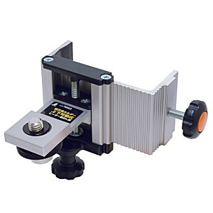 【送料無料】メーカー欠品中 次回1月上旬入荷予定です　シンワ測定 軽天用ホルダー 上下可動式 レーザー墨出し器用 76923