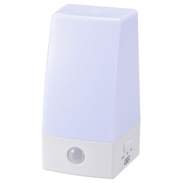 オーム電機 乾電池式LEDセンサーライト NIT-BLA6JS-WN
