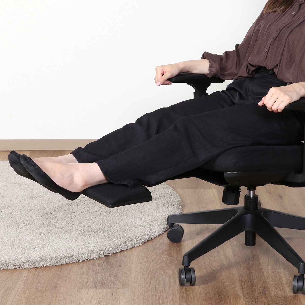 送料無料】不二貿易 オフィスチェア ダービット BK 2788F-1W