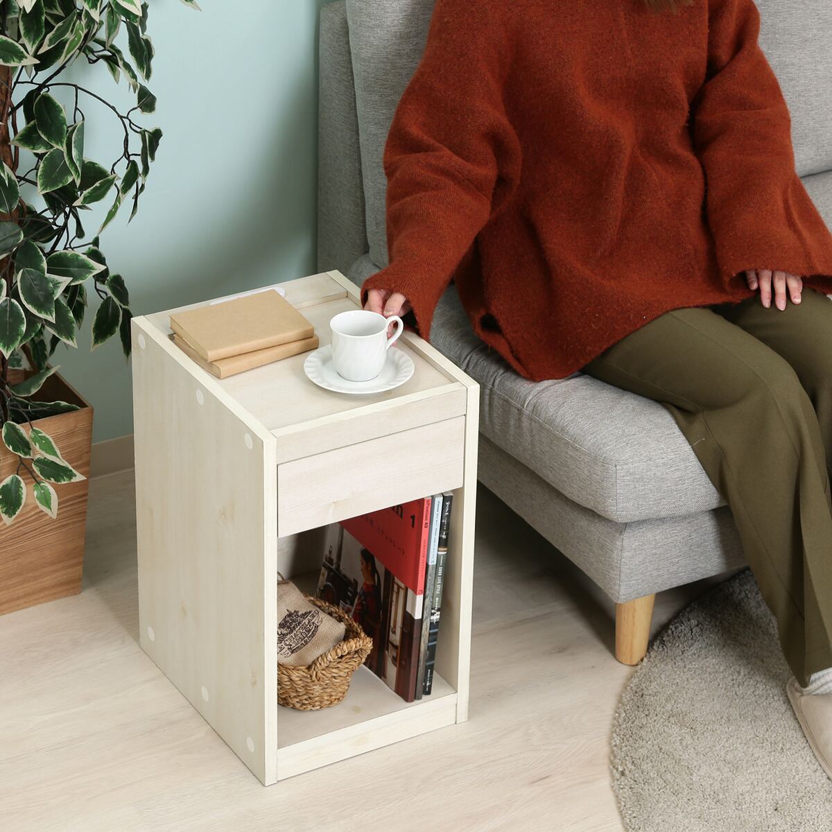 送料無料】欠品中 4月上旬入荷予定 不二貿易 ベッドサイドテーブル WH