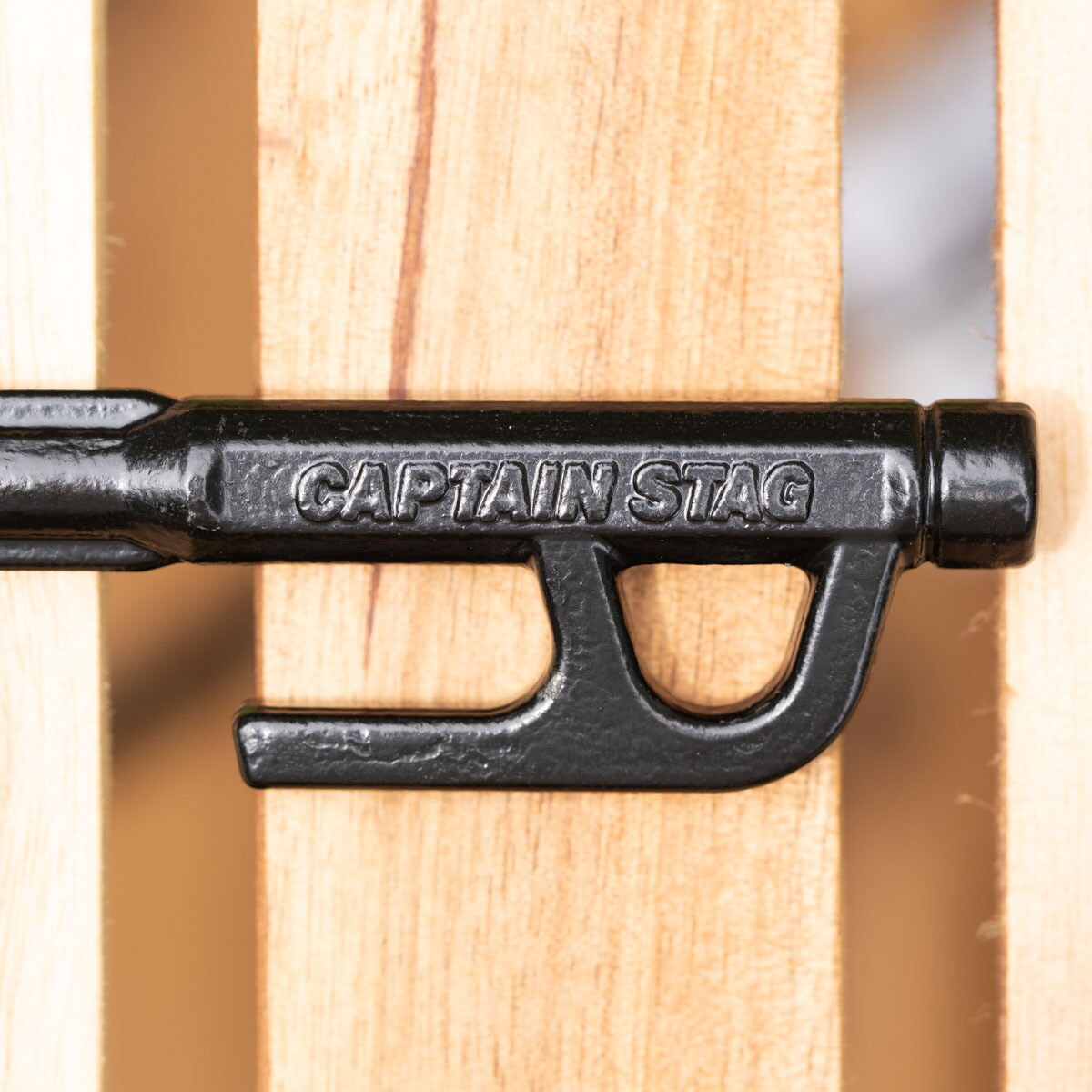 キャプテンスタッグ CS鍛造ソリッドペグ300 UA-4548