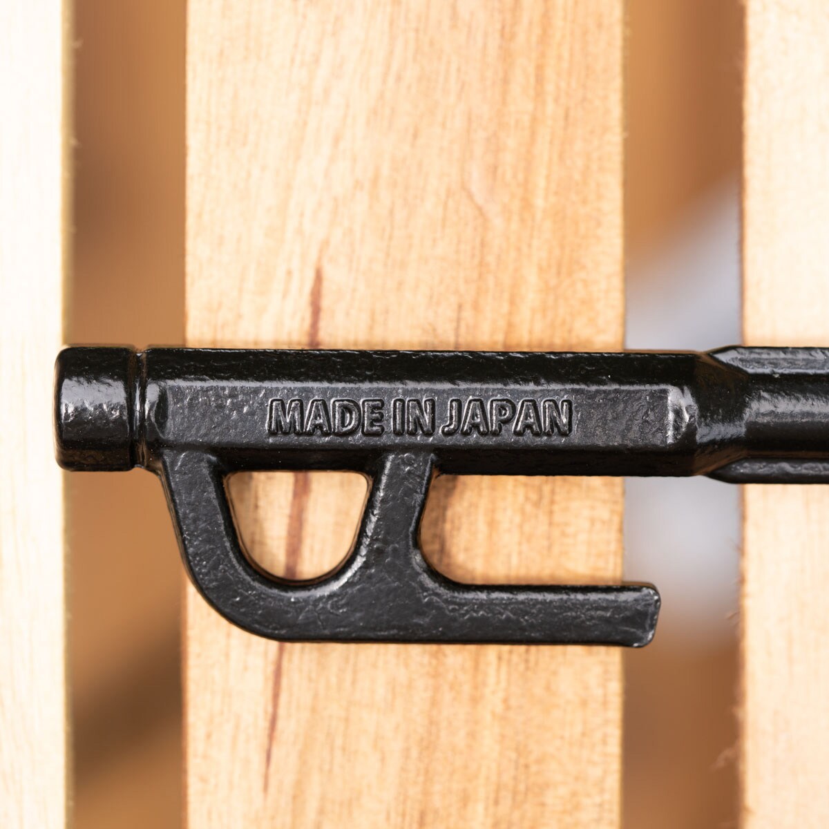 キャプテンスタッグ CS鍛造ソリッドペグ300 UA-4548