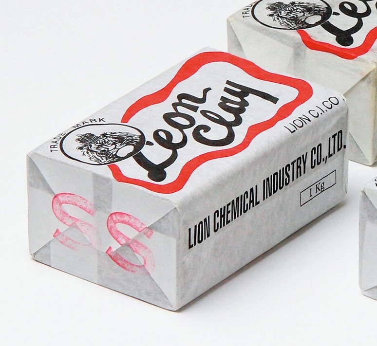 レオン油土 SS 特練軟1kg 瀬戸製土 (231-532)