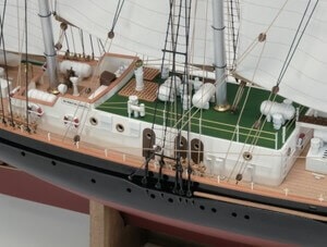 ウッディジョー木製帆船模型1/75サーウィンストンチャーチルレーザー 