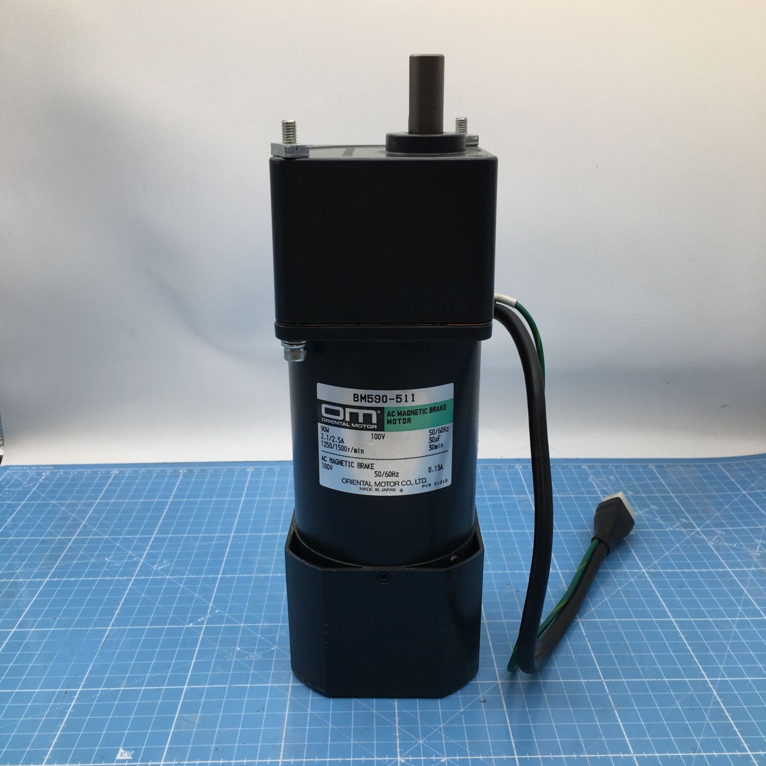 Ys ローダー KS-32 <br> モーター BM590-511 ギア 5GU7.5KB 中古品