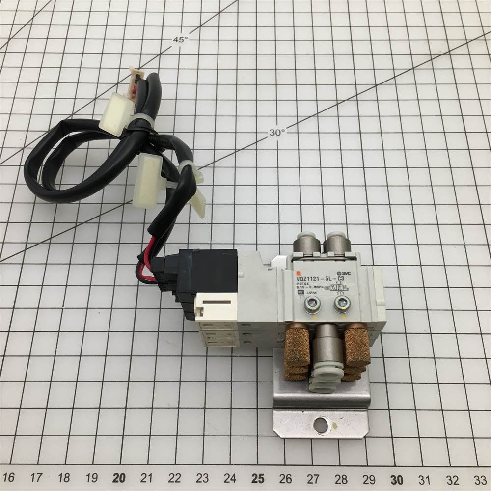 オムロン 検査機 VT-RNS-L バルブ VQZ1121-5L-C3 中古品 
