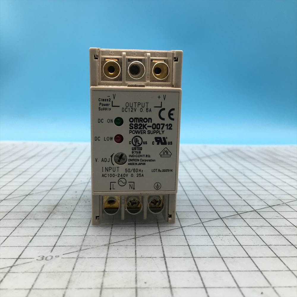 オムロン 検査機 VT-RNS-PT <br> 電源 S82K-00712 中古品 